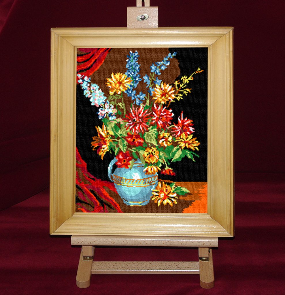 Crizanteme - Set goblen cod produs: 7.10Culori: 19 Dimensiune: 15.5 x 19.5 cm