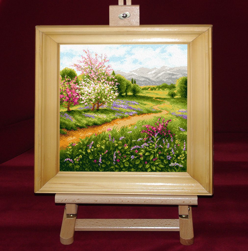 Camp cu levantica - Set goblen cod produs: 8.46Culori: 24 Dimensiune: 20 x 20 cm